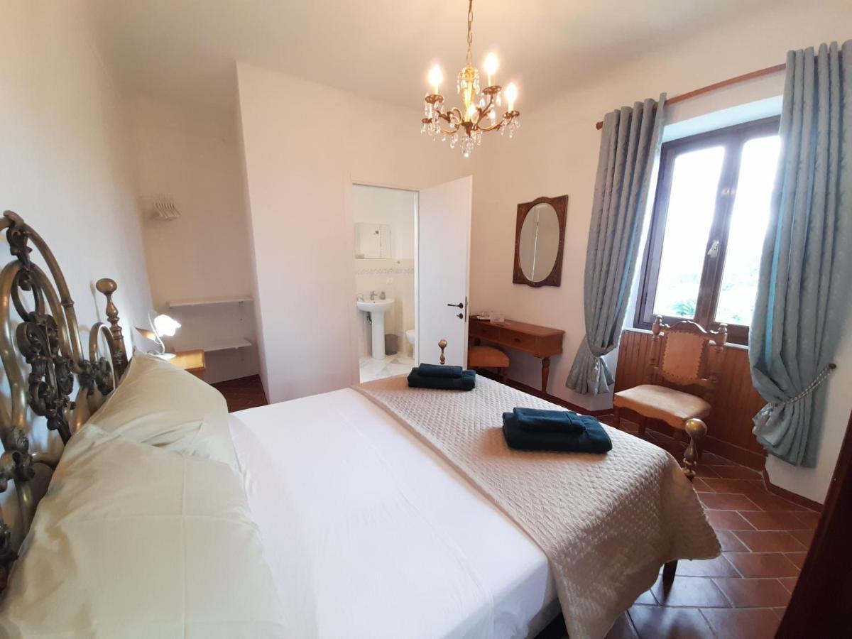 Monti Guesthouse Monti di Licciana Nardi Екстериор снимка
