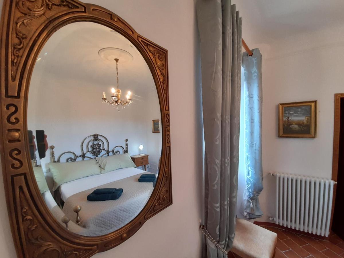 Monti Guesthouse Monti di Licciana Nardi Екстериор снимка
