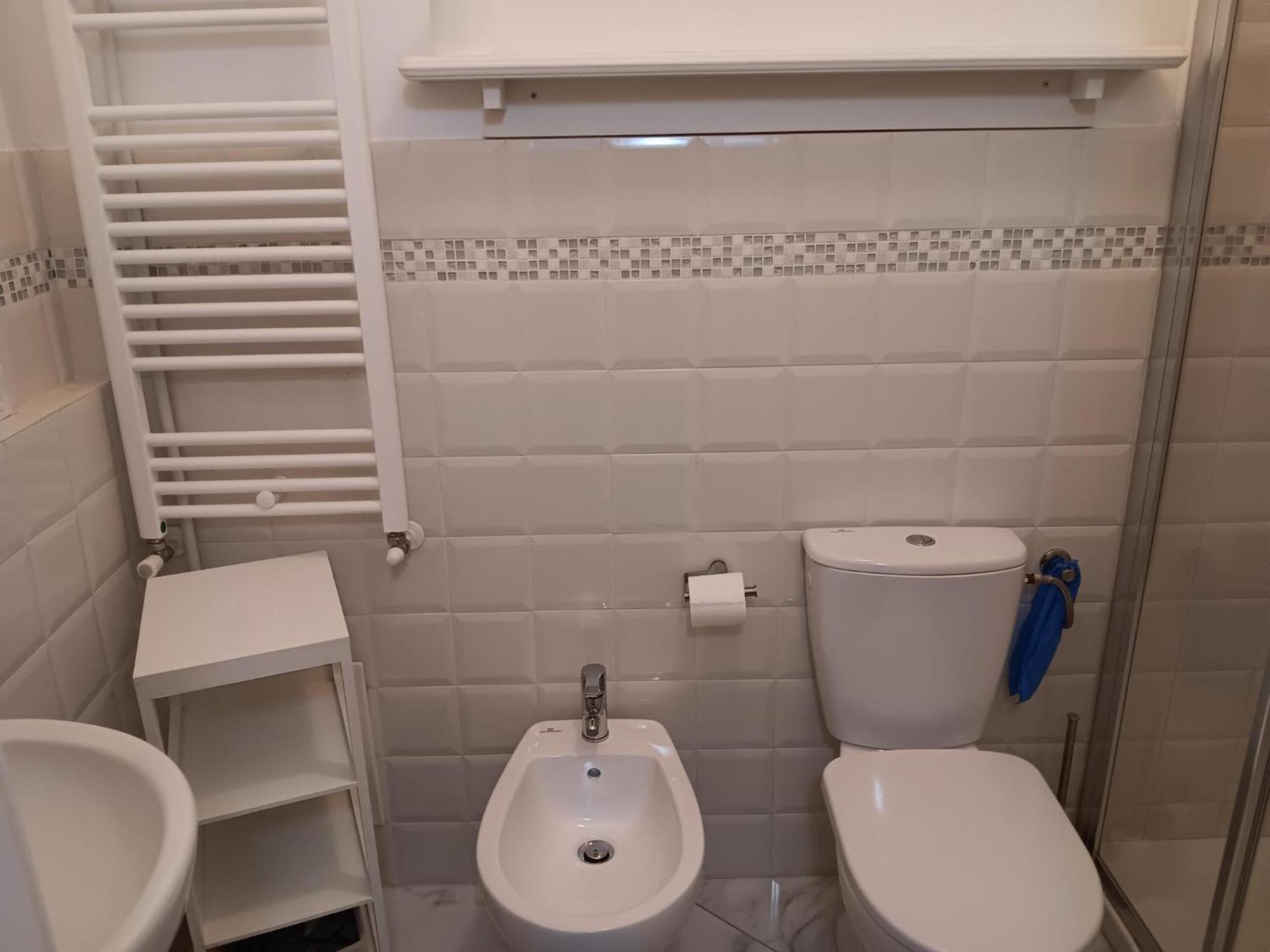 Monti Guesthouse Monti di Licciana Nardi Екстериор снимка